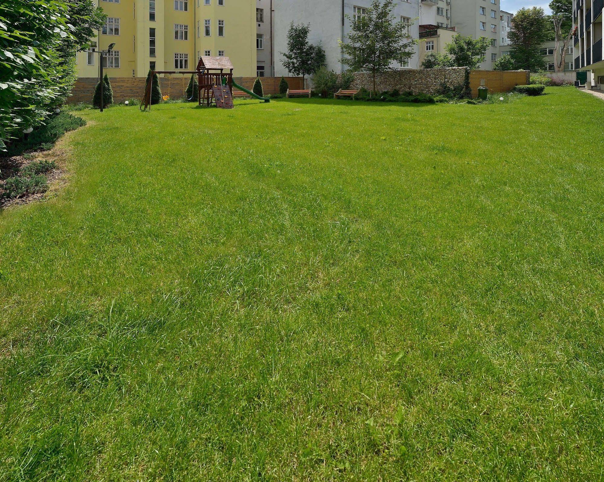 Ambiente Serviced Apartments - Dunajska Bratislava Exteriör bild