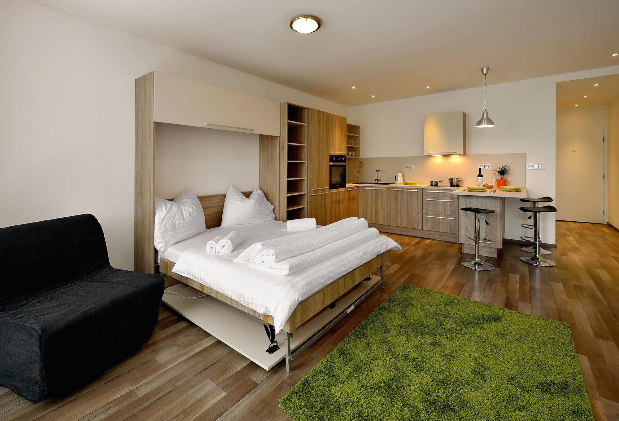 Ambiente Serviced Apartments - Dunajska Bratislava Exteriör bild